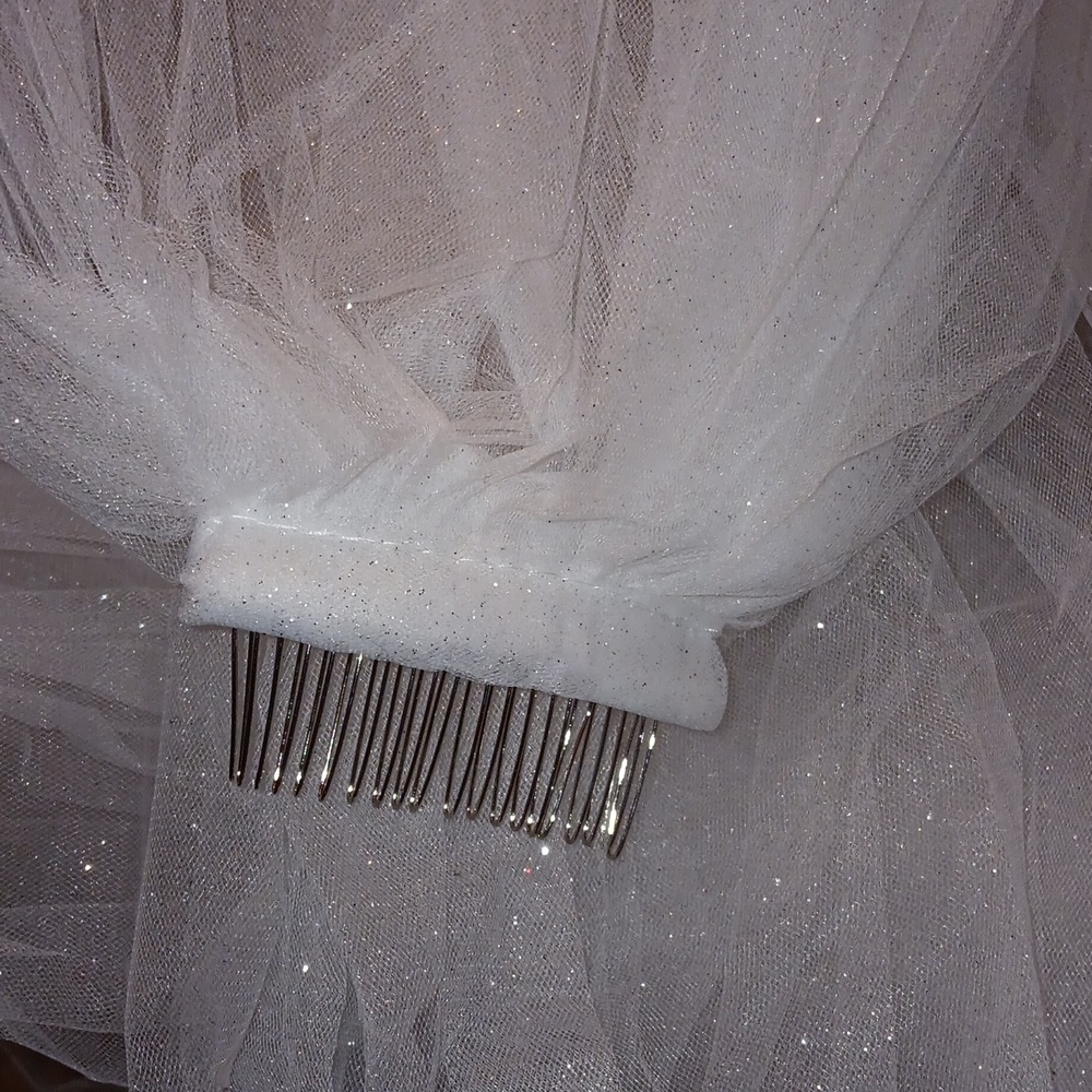 Off-white Glittery Cathedral Length Wedding Veil New
